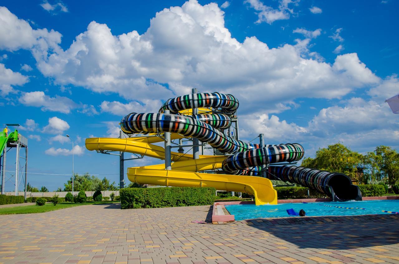 Aquapark Koblevo Hotel Eksteriør bilde